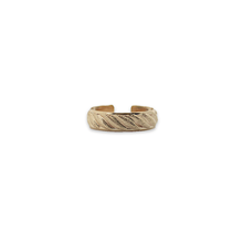 Load image into Gallery viewer, Braided Cigar Band Ring
